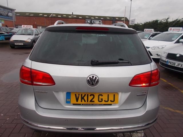 2012 VOLKSWAGEN PASSAT 1.6 SPORT TDI 5d image 3