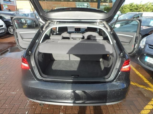 2012 AUDI A3 1.6 TDI SE 3d image 6