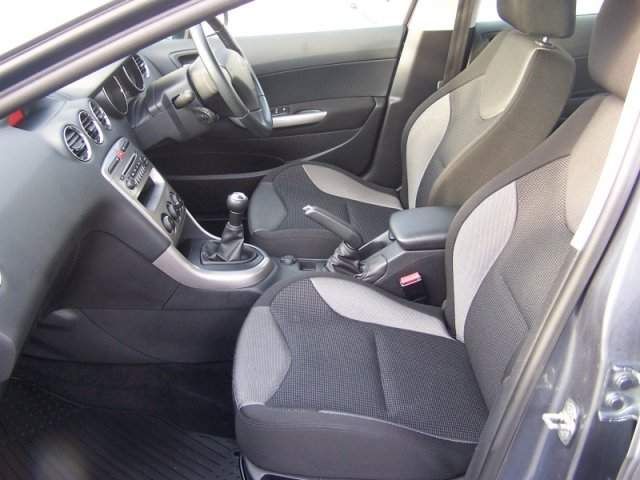 2011 Peugeot 308 HDI ACTIVE image 5