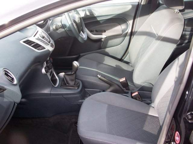2012 Ford Fiesta EDGE TDCI image 5