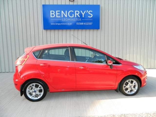 2012 Ford Fiesta ZETEC TDCI image 2