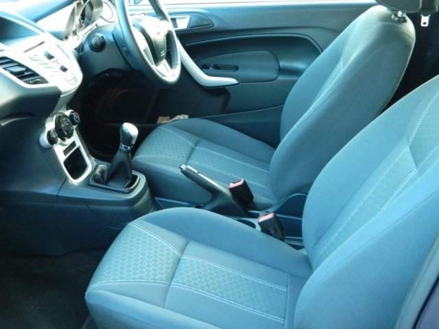 2012 Ford Fiesta ZETEC TDCI image 5
