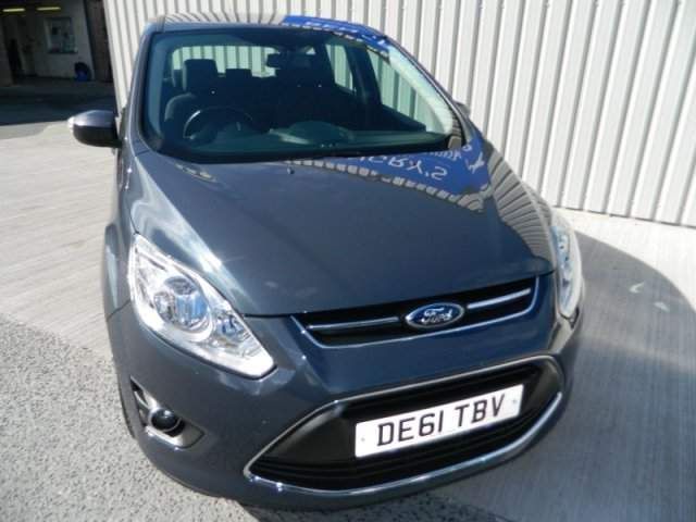 2011 Ford C-MAX ZETEC image 2