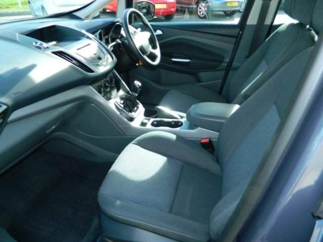 2011 Ford C-MAX ZETEC image 5