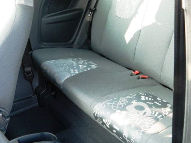 2015 Ford KA EDGE image 6