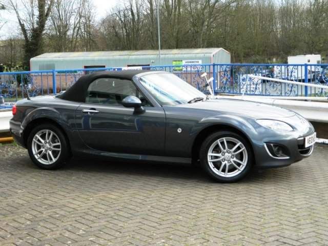 2010 Mazda MX-5 1.8i image 2