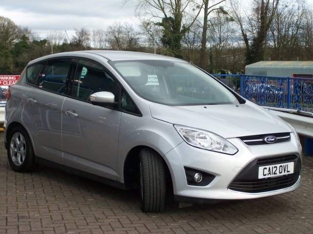 2012 Ford C-MAX ZETEC image 1