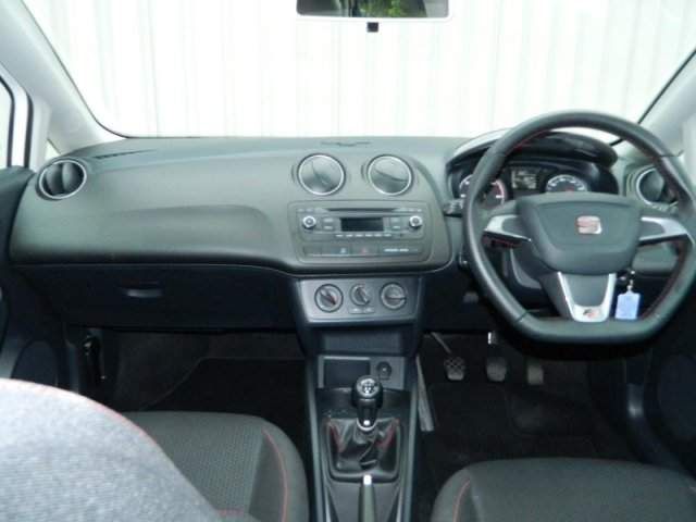 2013 SEAT Ibiza CR TDI FR image 6