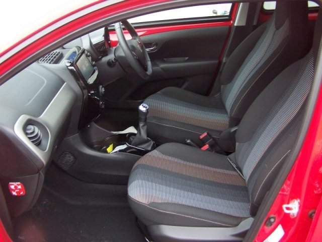 2014 Peugeot 108 ALLURE TOP image 7