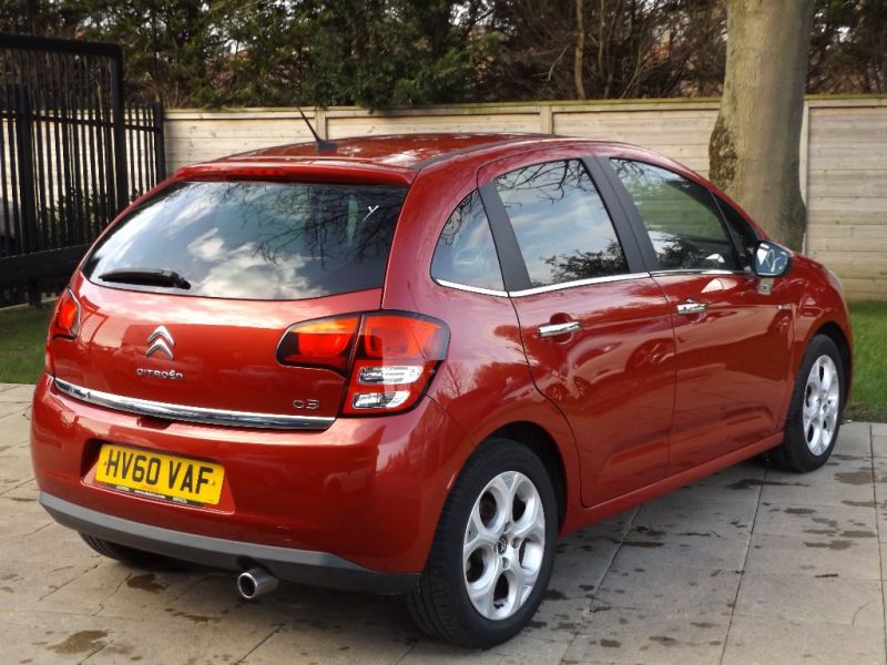 2010 Citroen C3 1.6 VTi 16v 5dr image 3
