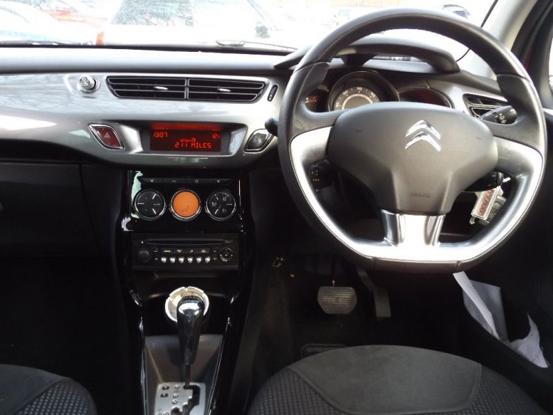 2010 Citroen C3 1.6 VTi 16v 5dr image 4