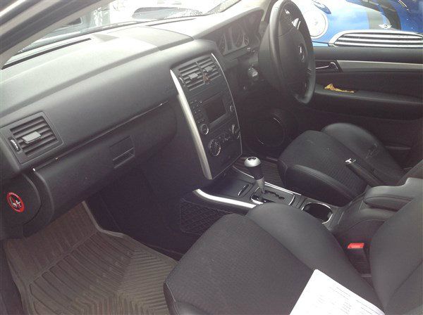 2009 Mercedes-Benz 1.7 B170 Sport 5dr image 3