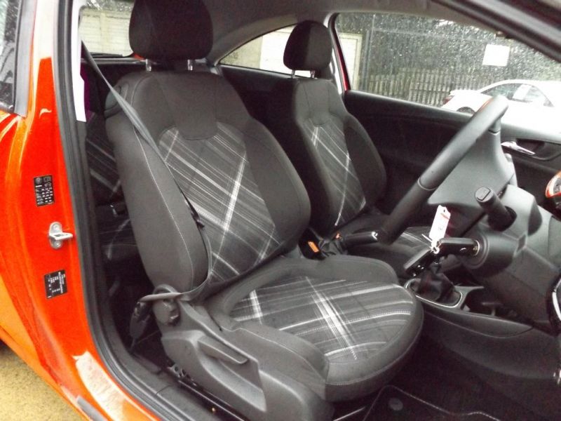 2015 Vauxhall Corsa 1.4 3dr image 5