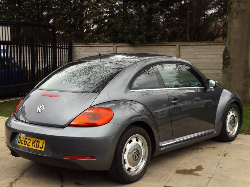 2012 Volkswagen Beetle 2.0 TDI 3dr image 2