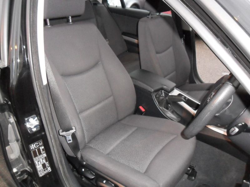 2008 BMW 3 SERIES 320D SE TOURING image 6