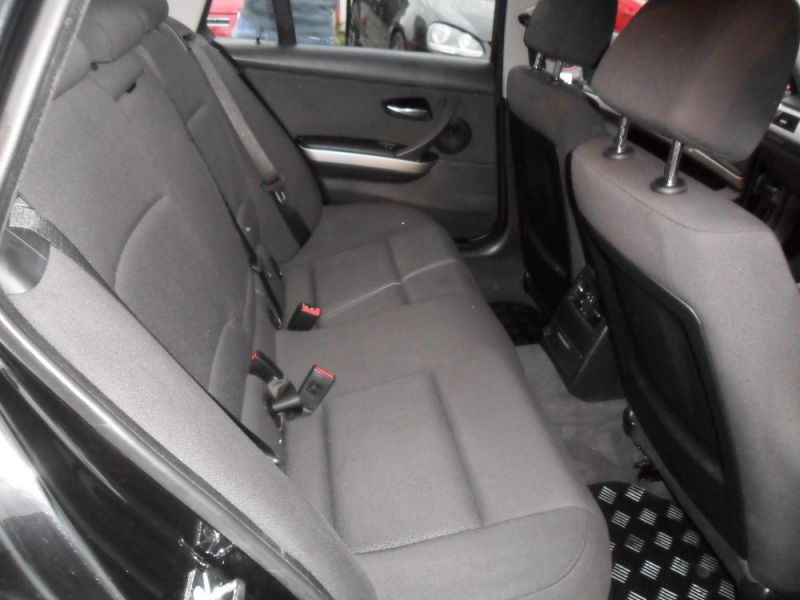2008 BMW 3 SERIES 320D SE TOURING image 7
