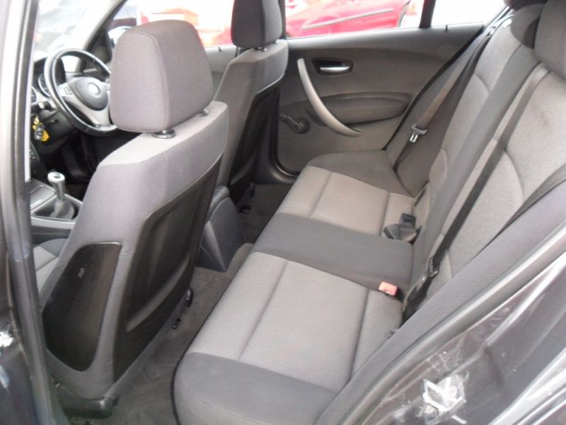 2006 BMW 1 SERIES 116I SE image 7