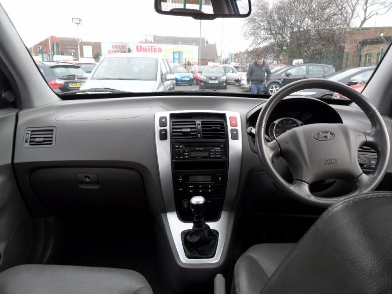 2007 HYUNDAI TUCSON CDX CRTD 4WD image 5
