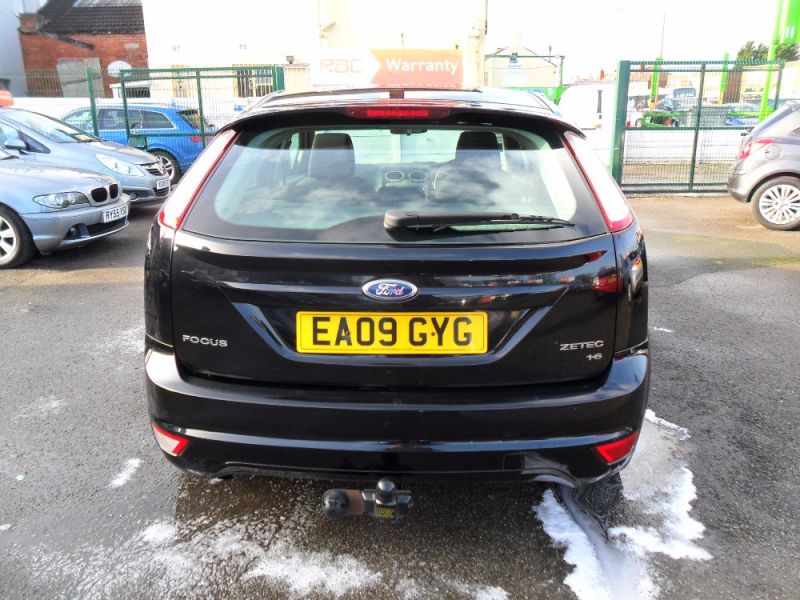 2009 FORD FOCUS ZETEC image 3
