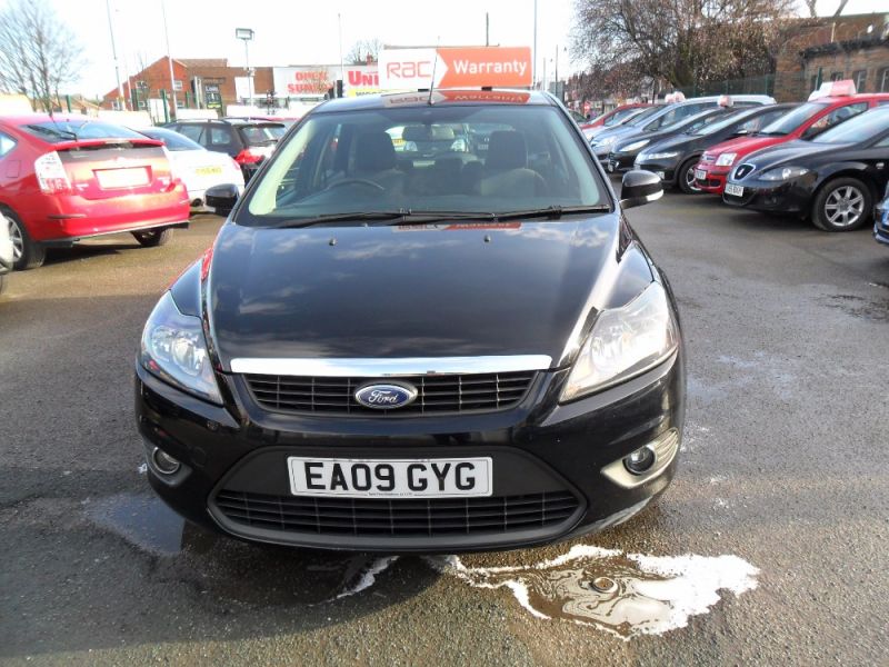 2009 FORD FOCUS ZETEC image 4