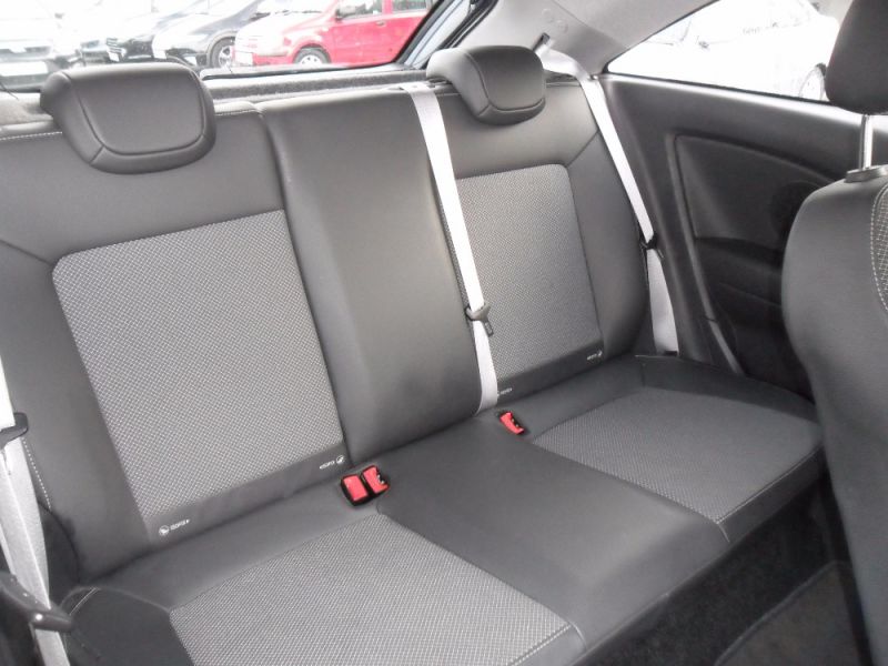 2008 VAUXHALL CORSA DESIGN image 7