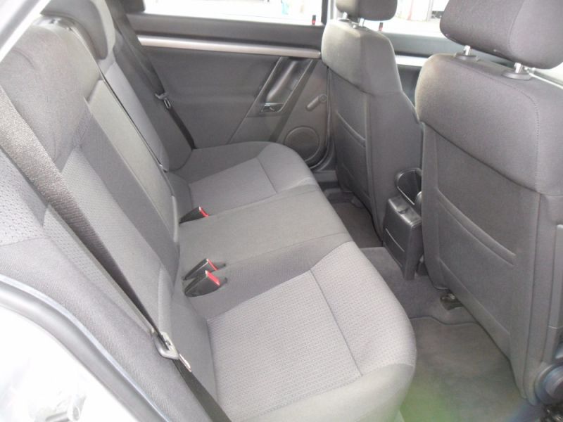 2008 VAUXHALL VECTRA VVT EXCLUSIV image 7