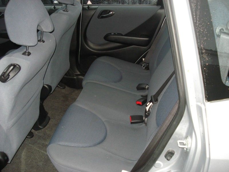 2004 Honda Jazz 1.4i-DSI SE 5d image 6