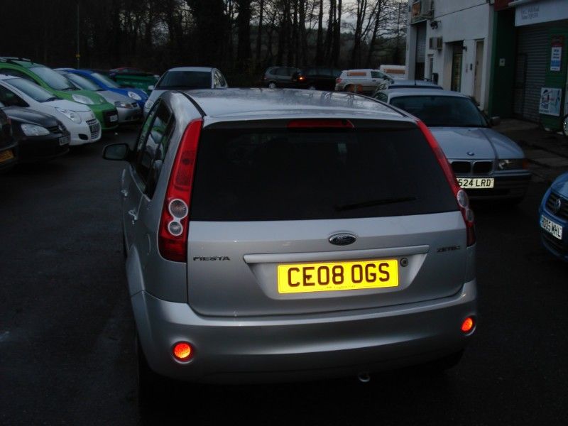 2008 Ford Fiesta 1.4 Zetec 5d image 4