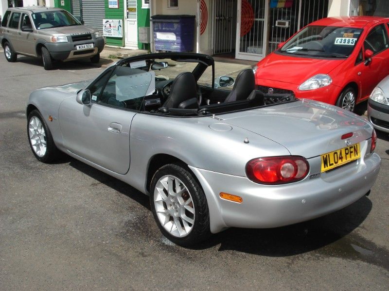 2004 Mazda MX-5 1.8i 2d image 4