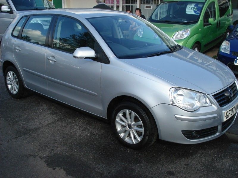 2007 Volkswagen Polo 1.4 S 5d image 1