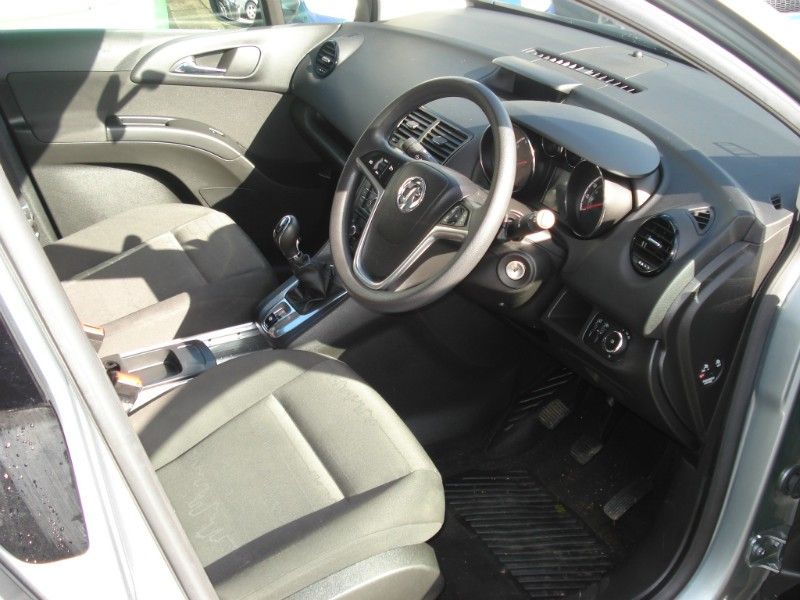 2011 Vauxhall Meriva 1.4 16v 5d image 5