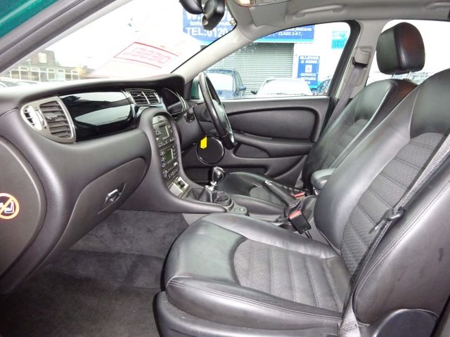 2009 JAGUAR X-TYPE 2.2d S 4dr image 5