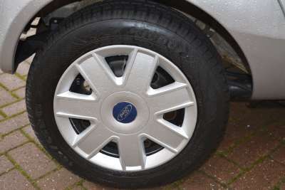 2006 FORD KA 1.3 COLLECTION 3d image 3