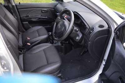 2009 KIA PICANTO 1.0 1 5d image 5