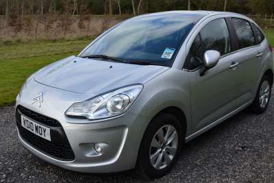 2010 CITROEN C3 1.4 VTR PLUS HDI 5d image 4