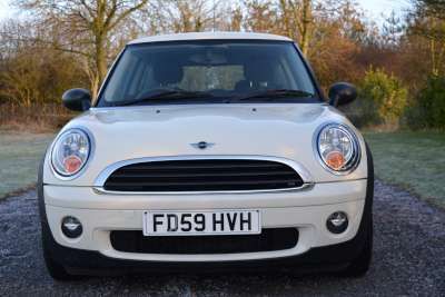 2009 MINI HATCH ONE 1.4 3d image 2