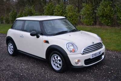 2011 MINI HATCH ONE 1.6 3d image 1