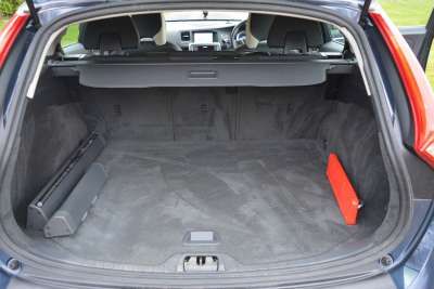 2012 VOLVO V60 2.0 D3 R-DESIGN 5d image 8