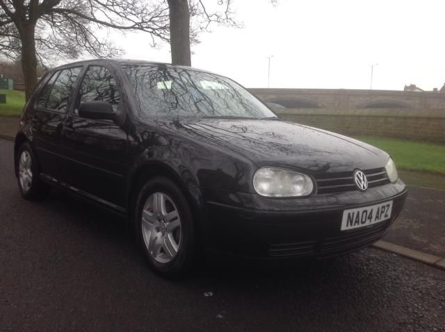 2004 VOLKSWAGEN GOLF 1.6 5d image 1