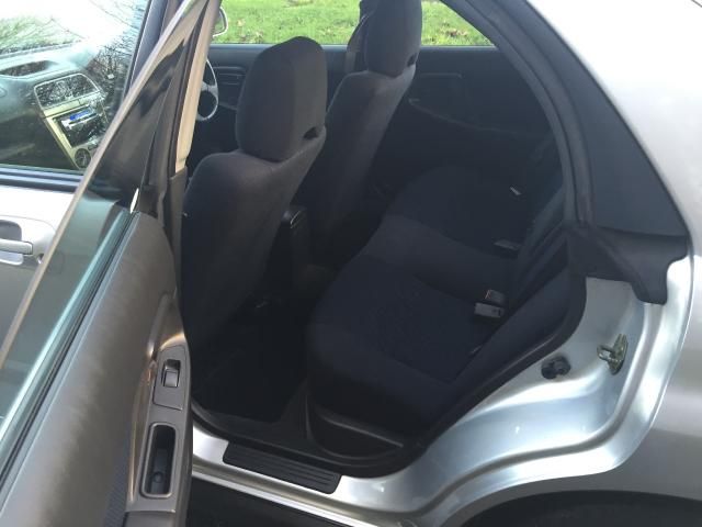 2001 SUBARU IMPREZA 2.0 GX AWD 4d image 7