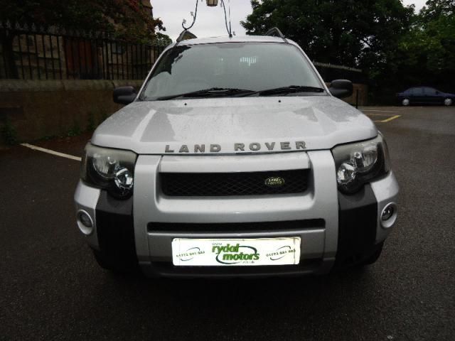 2004 LAND ROVER FREELANDER 1.8 5d image 4