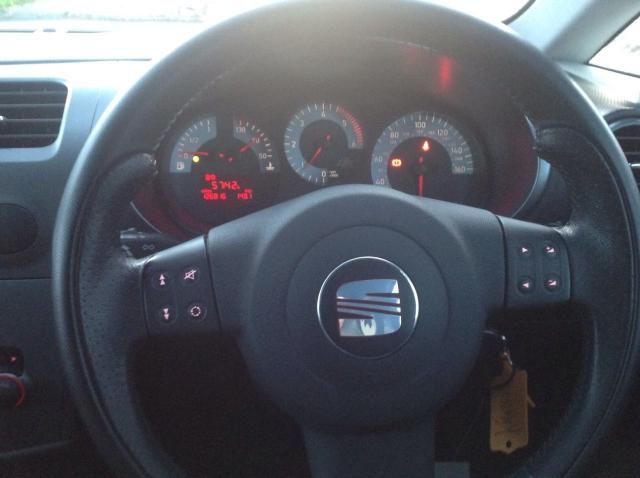 2008 SEAT LEON 2.0 FR TDI 5d image 8