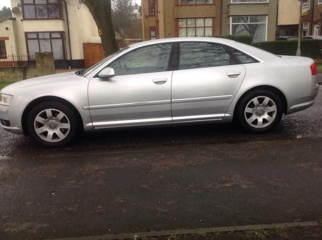 2004 AUDI A8 3.0 V6 4d image 2