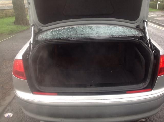 2004 AUDI A8 3.0 V6 4d image 5