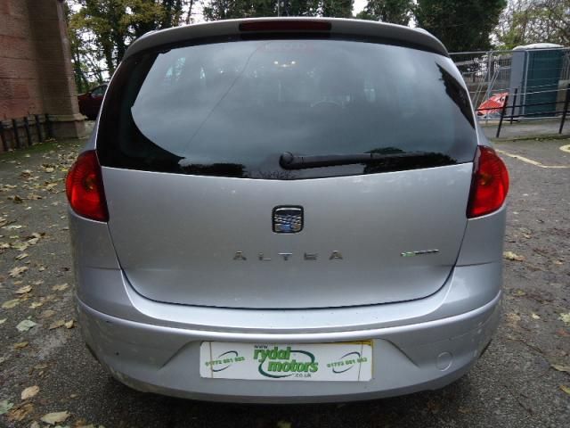 2010 SEAT ALTEA 1.6 SE TDI 5d image 3