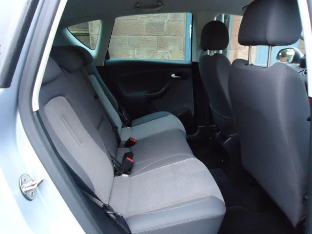 2010 SEAT ALTEA 1.6 SE TDI 5d image 6
