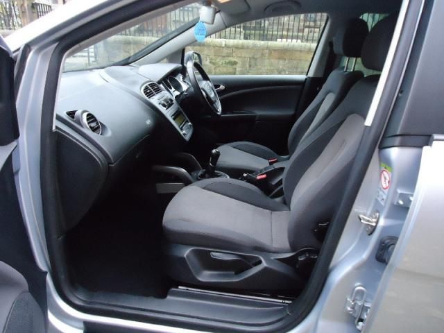 2010 SEAT ALTEA 1.6 SE TDI 5d image 8