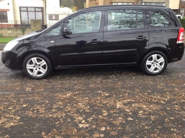 2010 VAUXHALL ZAFIRA 1.6 5d image 3