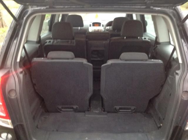 2010 VAUXHALL ZAFIRA 1.6 5d image 5