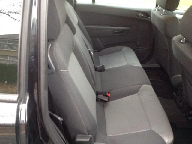 2010 VAUXHALL ZAFIRA 1.6 5d image 6